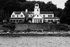 Poplar Point Lighthouse Has the Oldest Wooden Tower -BW